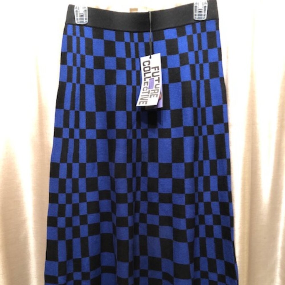 NWT’s XS Future Collective sweater skirt